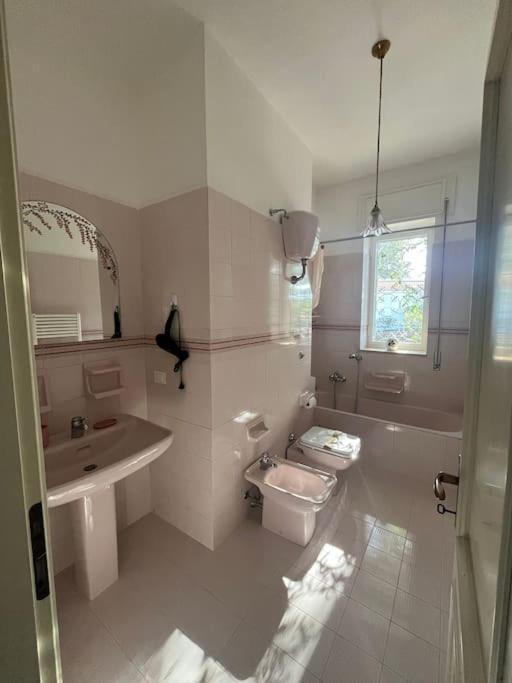 Villa Bouganville 2 奥斯图尼 外观 照片